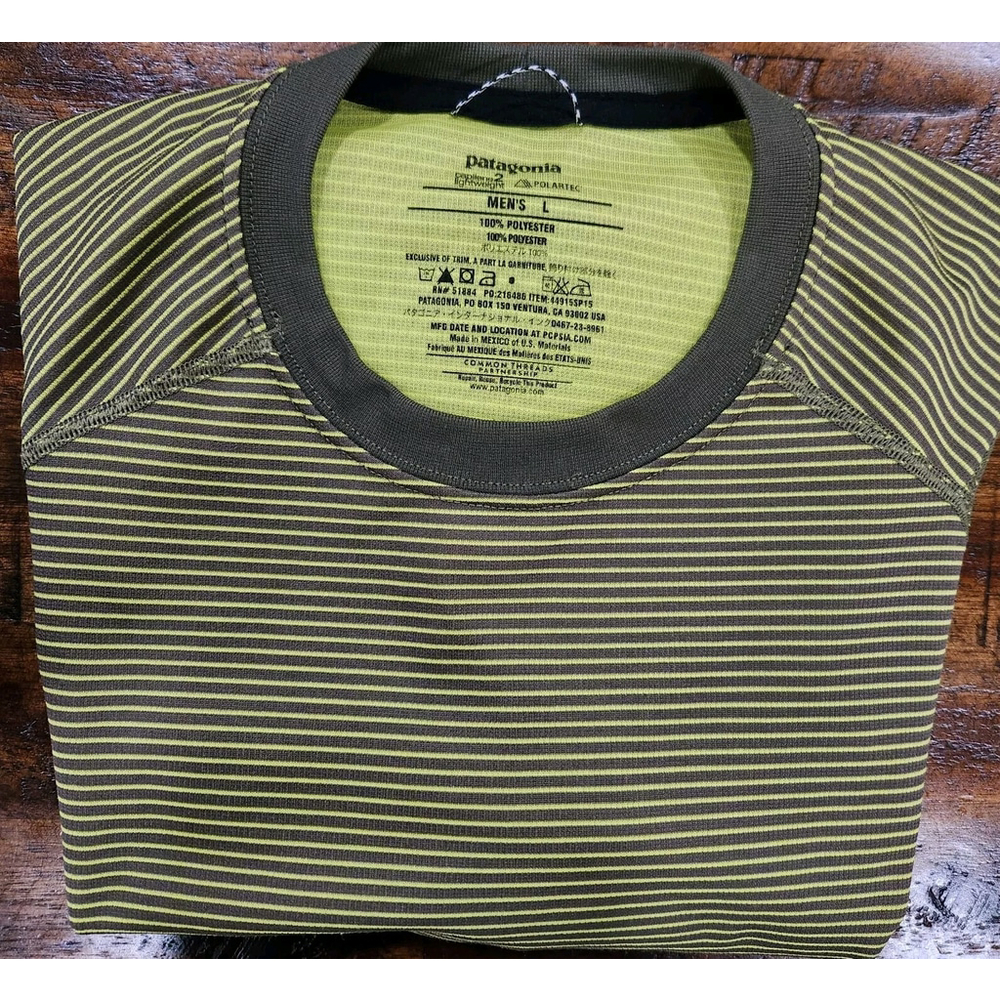 Patagonia Capilene 2 T-Shirt Mens Polartec Short Sleeves Striped Large Logo